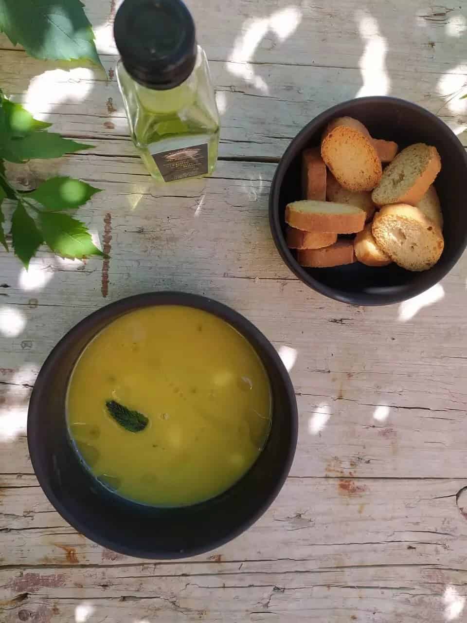 Koude courgettesoep met munt 1 knop om Koude courgettesoep met munt te maken