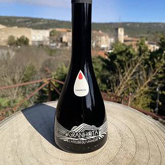 Knop om frambozen azijn te kopen
